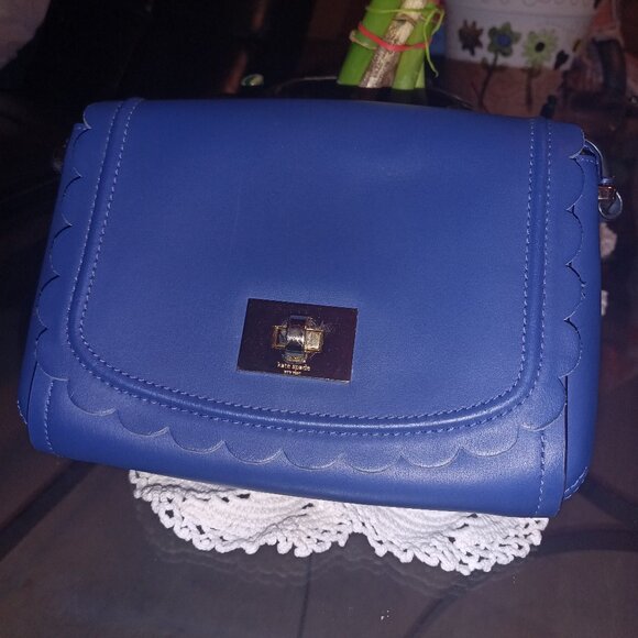 kate spade Handbags - Kate Spade Cobalt Blue Leather Scalloped Edge Crossbody Bag
